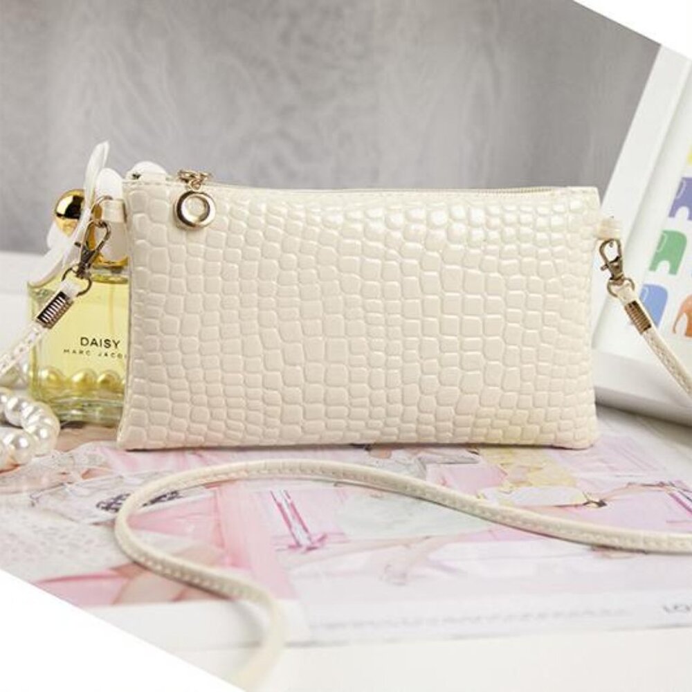 Small shoulder bag
